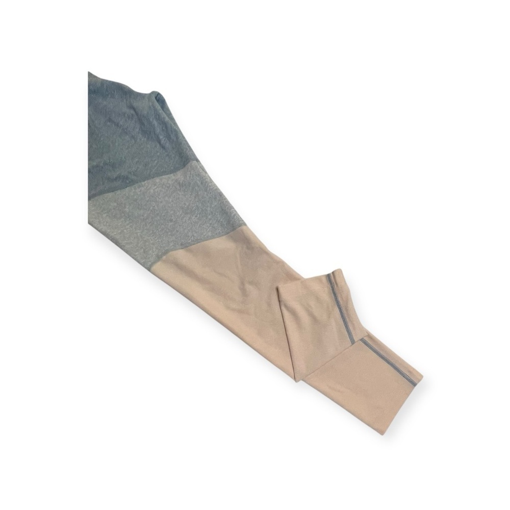 Outdoor Voices Two-Tone High-Rise Leggings in Gray and Pink - Picture 5 of 6
